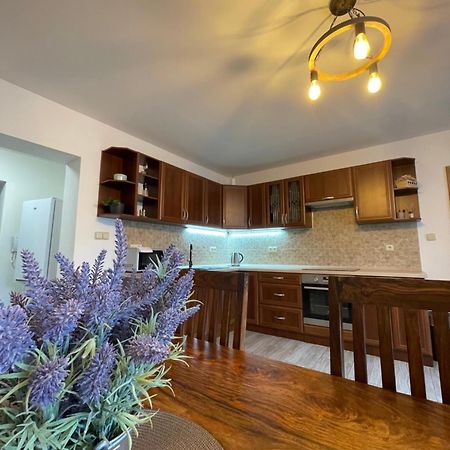 Apartman Kamenak 温珀克 外观 照片