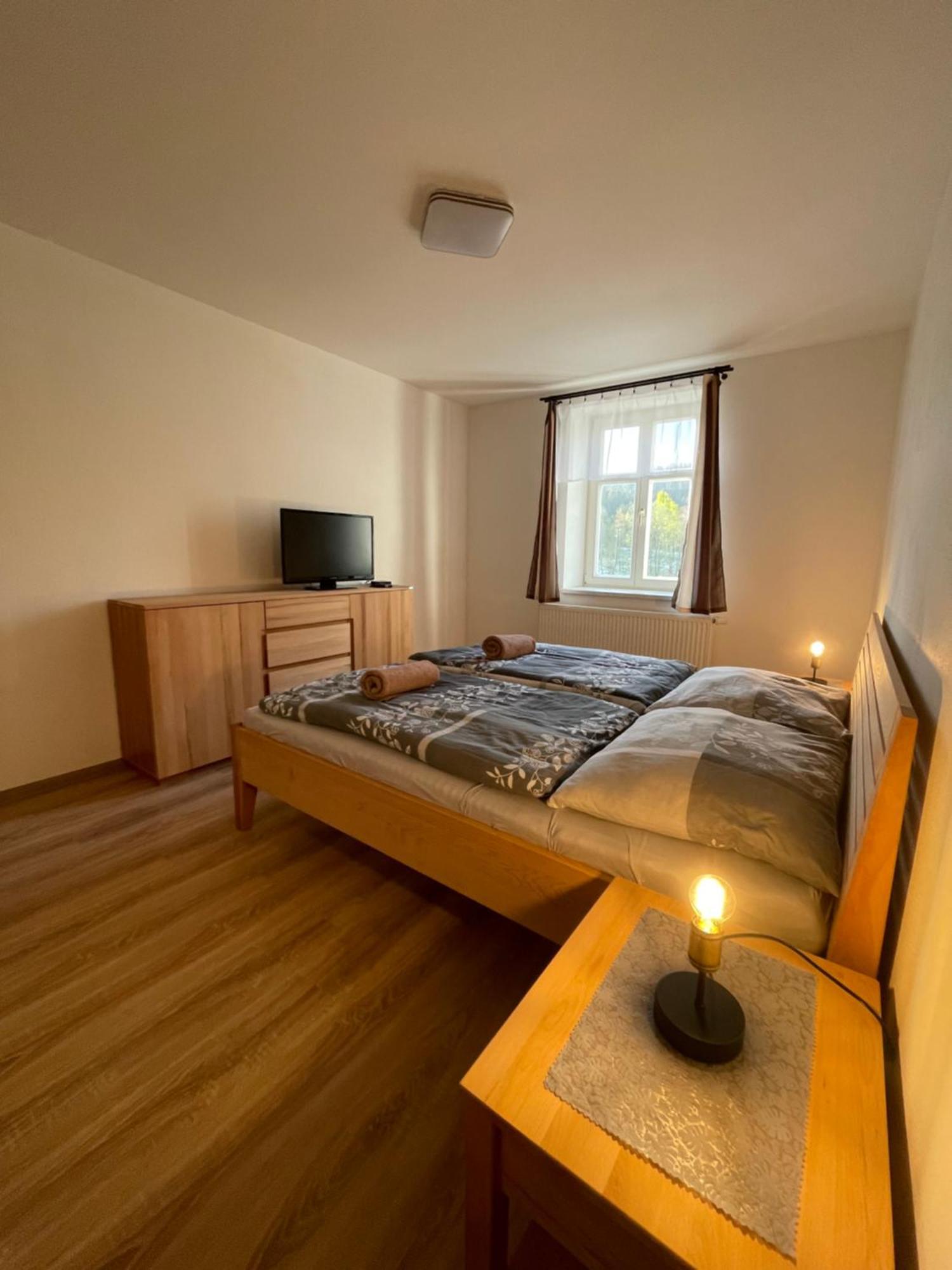Apartman Kamenak 温珀克 外观 照片