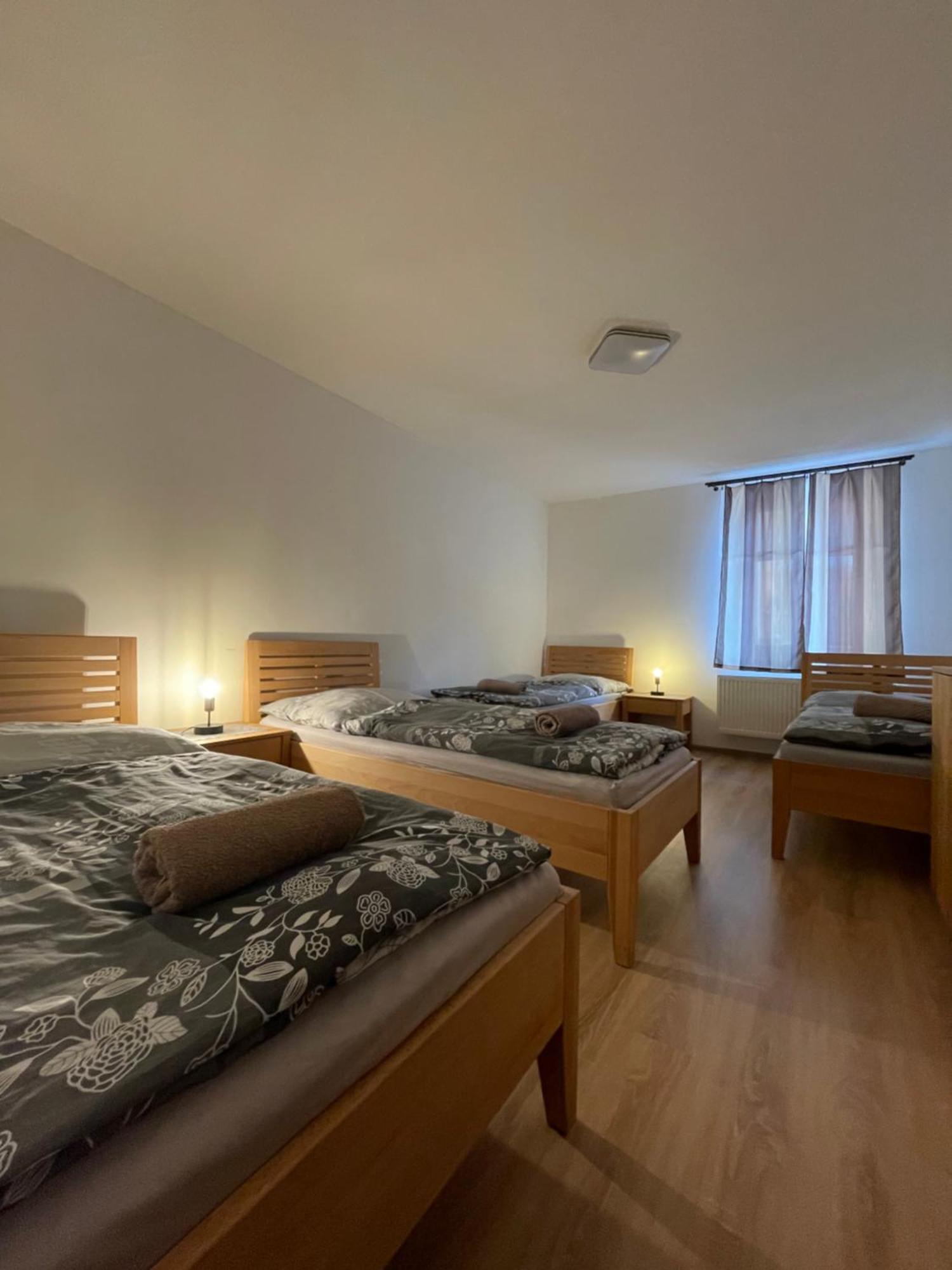 Apartman Kamenak 温珀克 外观 照片